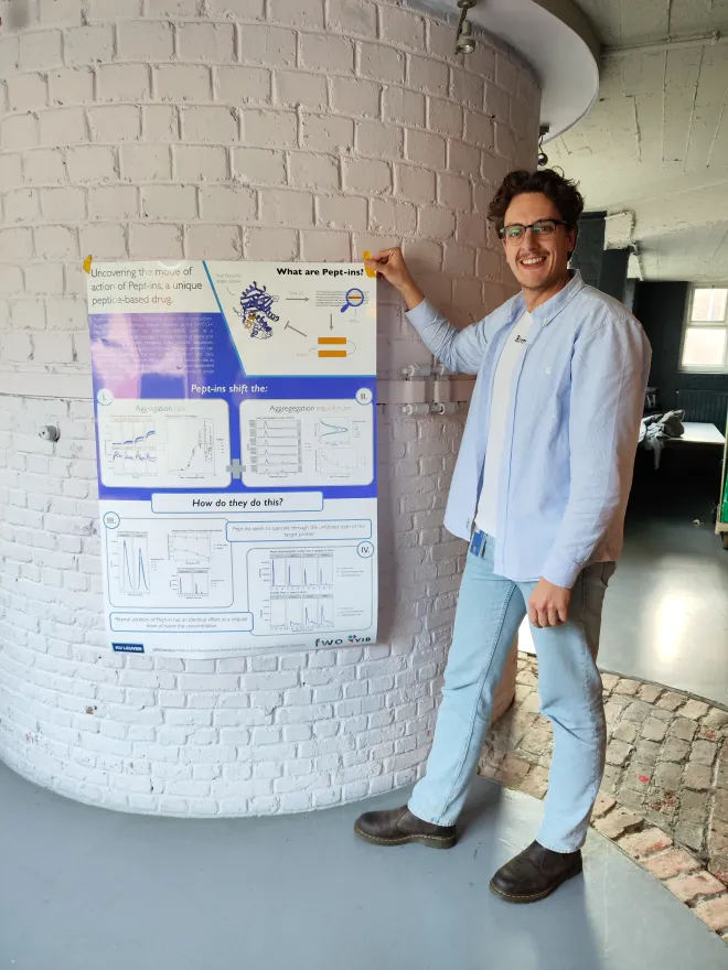 Joffré Verniers, winner of the best poster prize